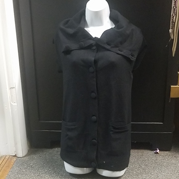 Theory Vest Sweater - Picture 2 of 8